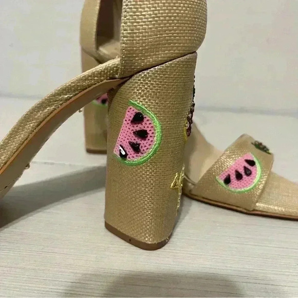 Gianni Bini Joenahtwo Natural Straw Fruit Embellished Block Heel Sandals Summer - Picture 8 of 16